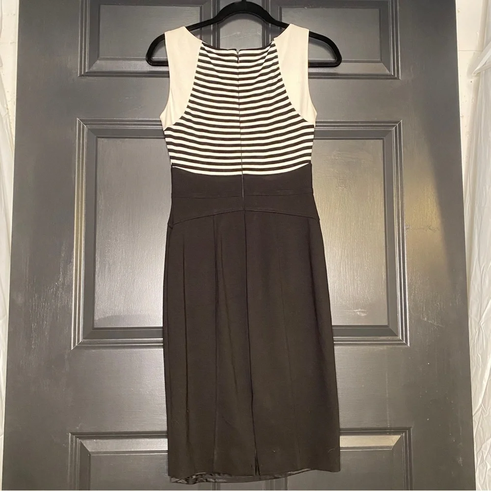 White House Black Market Career Shift Dress Black White Stripe Size 00